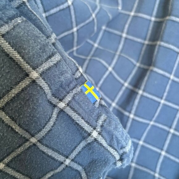Fjallraven Men’s Ovik Flannel Blue Plaid Outdoor Shirt - Picture 7 of 9